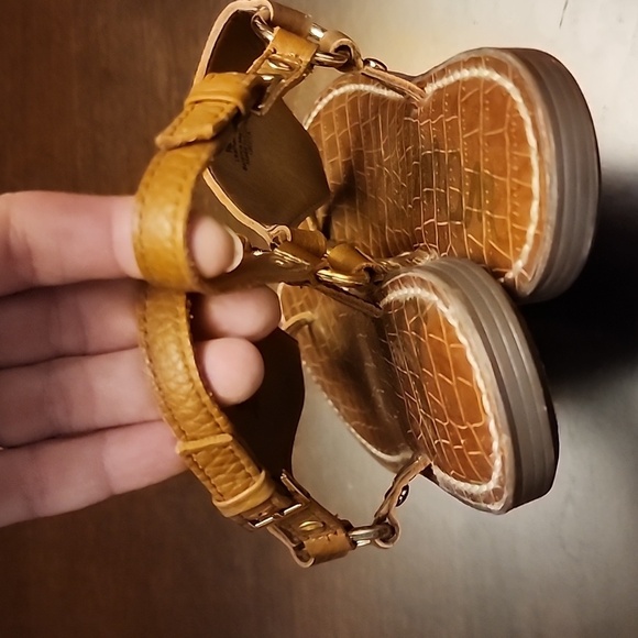 Sam Edelman Cognac Greta sandals. Size 7 - Picture 2 of 8